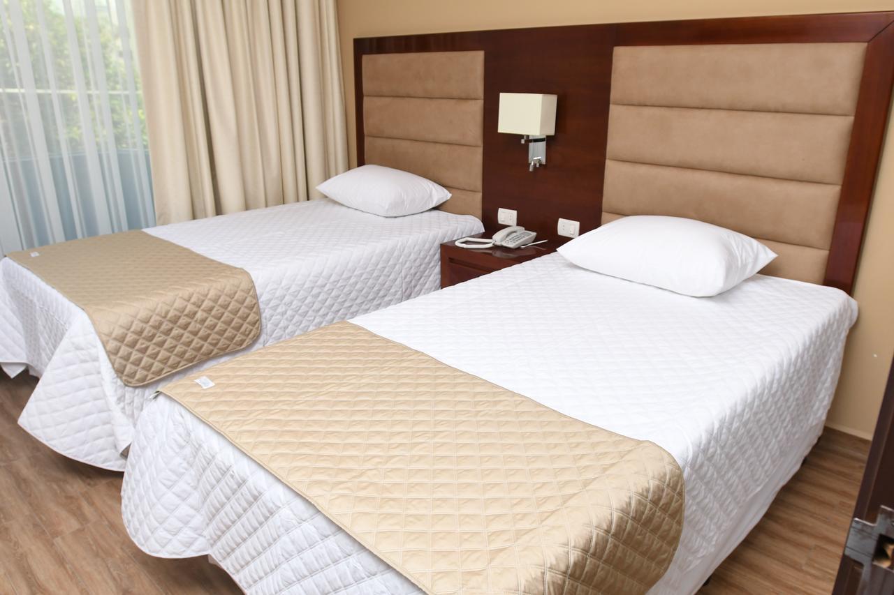 Taos Apart Hotel Santa Cruz de La Sierra Zewnętrze zdjęcie