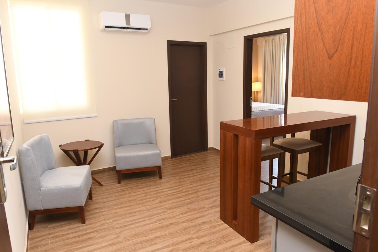 Taos Apart Hotel Santa Cruz de La Sierra Zewnętrze zdjęcie