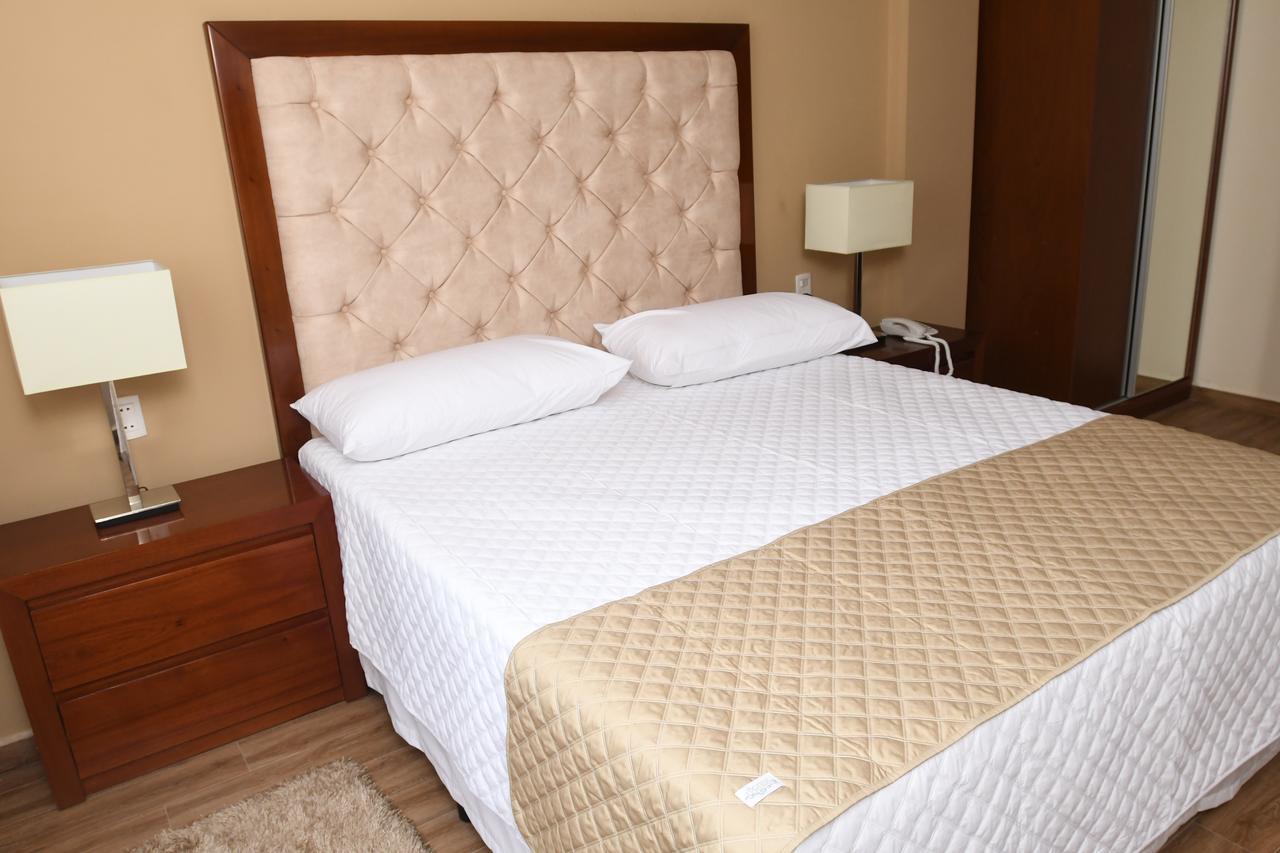 Taos Apart Hotel Santa Cruz de La Sierra Zewnętrze zdjęcie